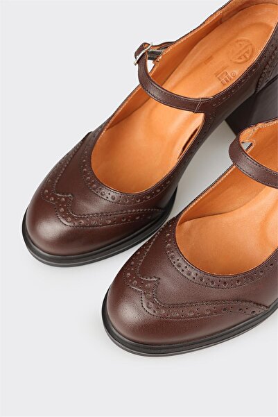 Elle Shoes Brown Leather Women's Heeled Shoes