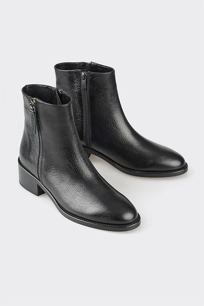 Elle Shoes Μαύρα δερμάτινα γυναικεία κλασικά μποτάκια