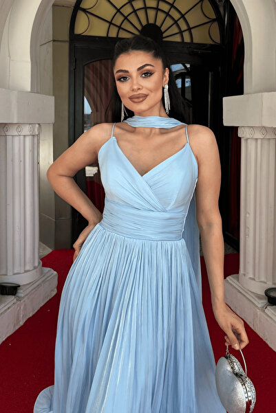 giyimmasalı Rochie de lungime midi cu bretele din țesătură satinată - ALBASTRU BEBE