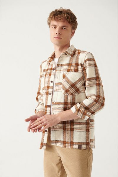 Avva Мъжка риза с джоб в цвят екрю Lumberjack A22Y2039