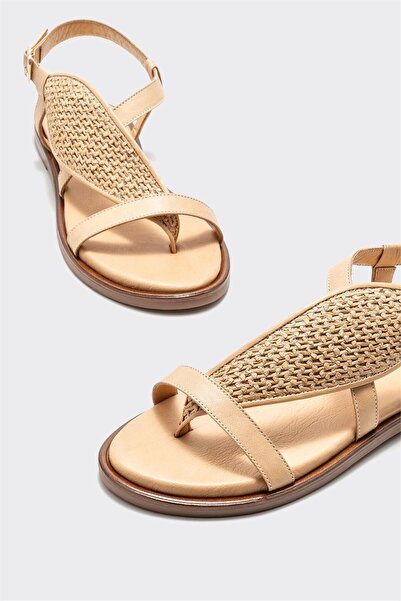 Elle Shoes Natural Women's Flip-Flop Sandals 0