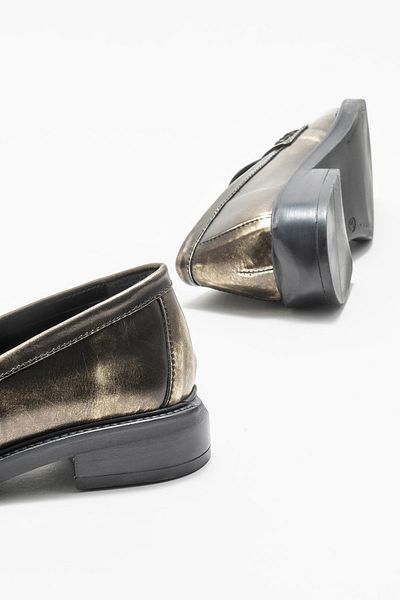 Elle Shoes Дамски мокасини от златна кожа