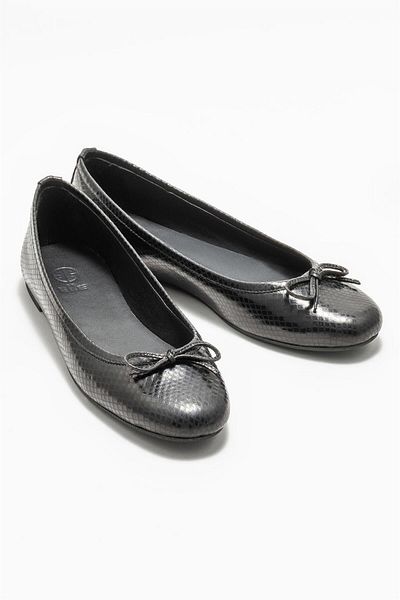 Elle Shoes Black Leather Women's Loafer
