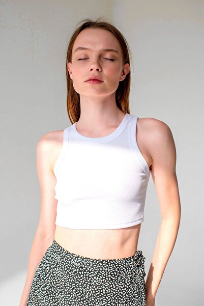 la & vetta White Corded Super Crop Halter Neck Knitted Tank Top