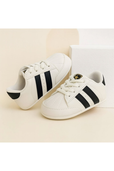mia mia Black and White Sports Style Baby Booties Size 18-19