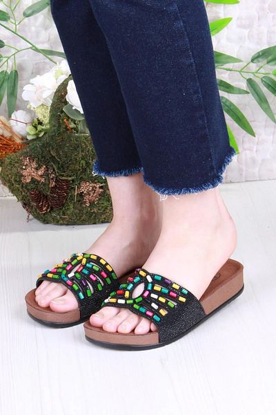 Pienn Colorful Bead Embroidered Women's Slippers – Comfortable and Lightweight Summer Sole
