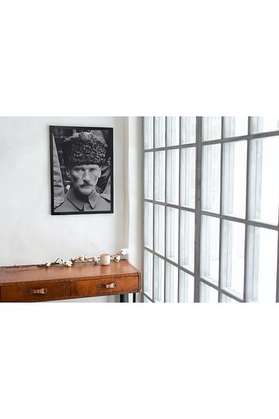 Arthopia Μουστάφα Κεμάλ Ατατούρκ Στρατιώτης Διακόσμηση Σκληρής Προσοφθάλμησης Υψηλής Ποιότητας Πλαίσιο Πίνακα Αφίσα