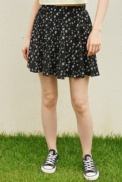 FATELLA KADIN YÜKSEL BEL DESENLİ ÇİÇEKLİ MİNİ ŞORT ETEK