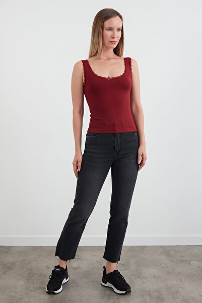 Fulla Moda Basic Lace Strap Body