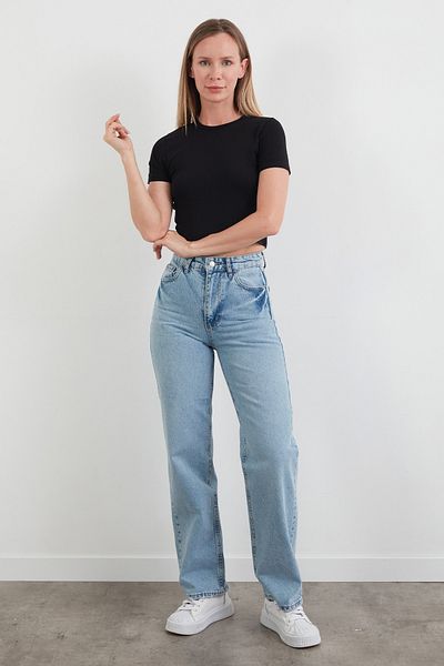 Fulla Moda Basic Crew Neck Crop T-Shirt
