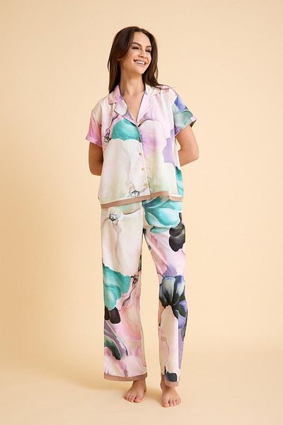 Amarelle Σετ πιτζάμες με μοτίβο λουλουδιών Paradise Ultra Light Viscose Silky