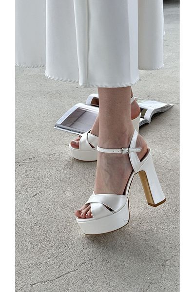 Letafia Pantofi cu platformă Juliet din piele artificială