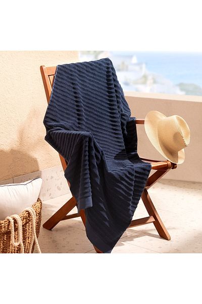 Madame Coco Hugo Badetuch - 70x140 cm - Yacht-Kollektion