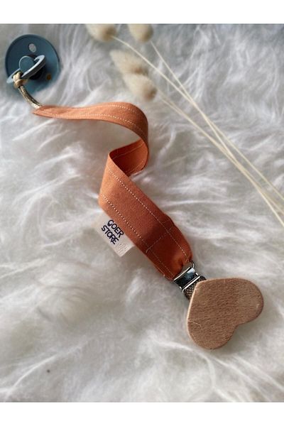 GOER STORE Natural Wooden Heart Detailed Cinnamon 100% Cotton Fabric Baby Pacifier Strap