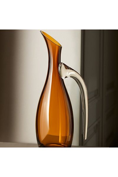 Madame Coco Trouville handgefertigte Glaskaraffe mit Henkel