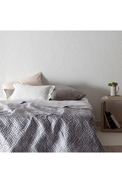 Madame Coco Bedruckte Tagesdecke Darcia King Size - Grau