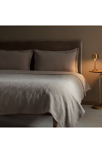 Madame Coco Floralies King Size Tagesdecke – Luxus-Kollektion – Beige