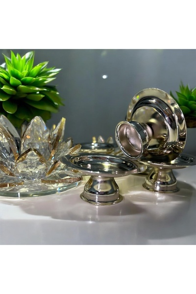 Kitchen Smile Σετ με 6 διακοσμητικά ασημί χρώματος μακαρόνια, πλαϊνό καφέ και μπολ με λουκούμια