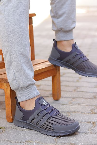 Vojo Huboss Comfortable Sole Walking Running Gray Laceless Men's Sports Shoes