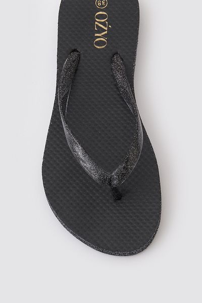 OZYO Havana Black Glitter Flip Flops