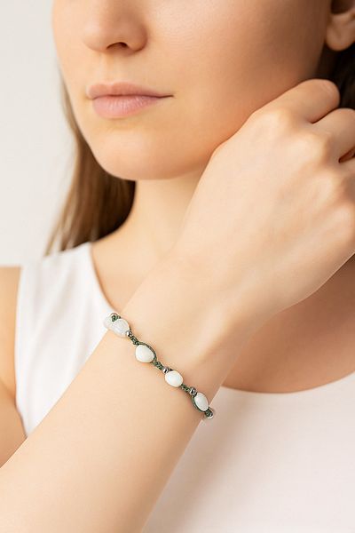Safnaturel Igsl Certified Moonstone Natural Cut Natural Stone Macrame Bracelet