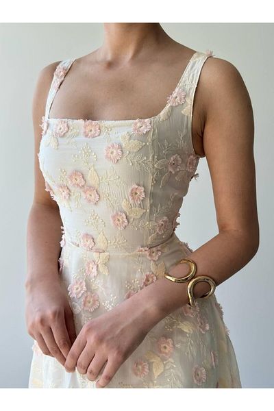Julidress Κέντημα και 3D ροζ λουλούδι με κεντημένο λουράκι με επένδυση μακριά φόρεμα από λινό ύφασμα υψηλής ποιότητας