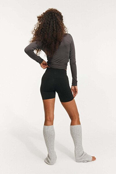 H&M Sports cycling shorts in SoftMove™