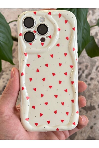 Fibaks iPhone 15 Pro Max Kılıf Kamera Korumalı Dalga Kenarlı Kırmızı Kalp Desenli Silikon Kapak