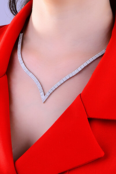 BARIŞ TAKI 925 AYAR GÜMÜŞ 3 SIRALI V MODEL SU YOLU ÖZEL GÜN KOLYESİ