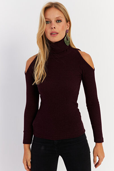 Cool & Sexy Bluză de damă cu camisole de culoare prune - Detaliu pe umeri HOR04