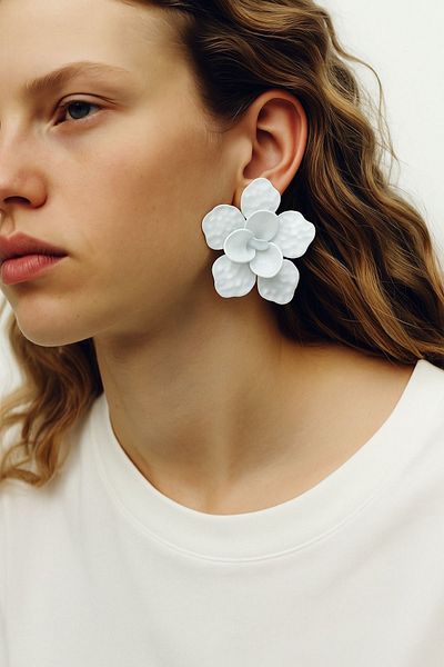 stravis Maxi Flower Earrings