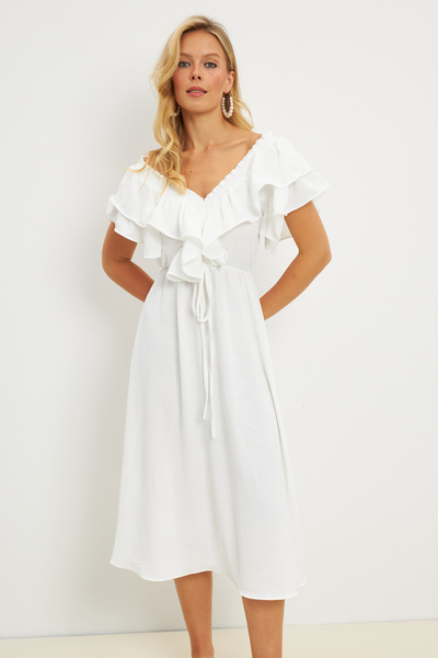 Cool & Sexy Dámské bílé šaty KS113 vepředu a vzadu ve tvaru V