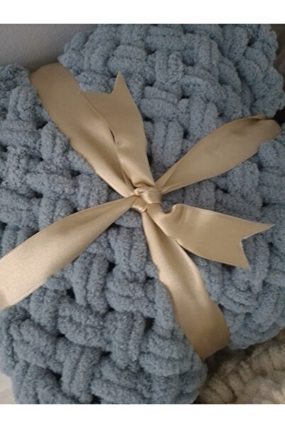 Handmade Puffy Sofa Shawl.