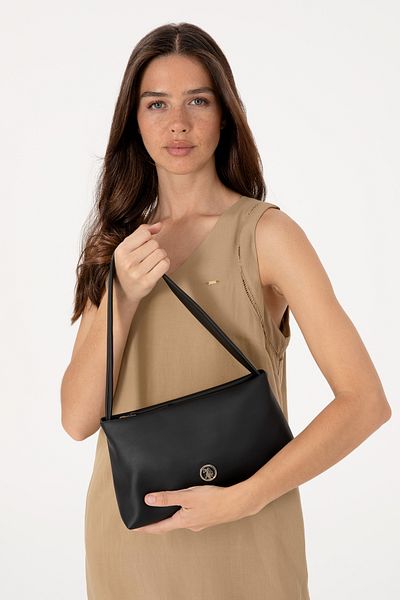 U.S. Polo Assn. Women's Black Shoulder Bag 50311448-Vr046
