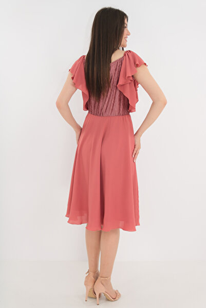 Vanessa Line RO Ροζ κλος φόρεμα με σατέν τριαντάφυλλο