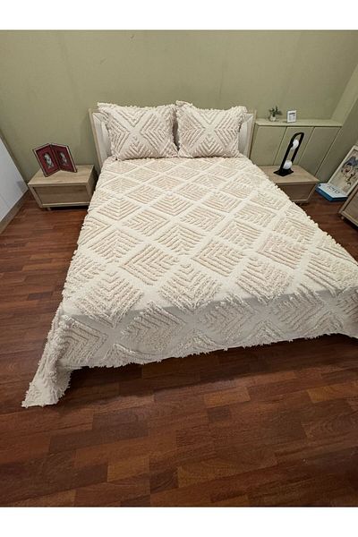 BlueMaison Boutique Chenille Oversized Bedspread Ezo Cappicuno