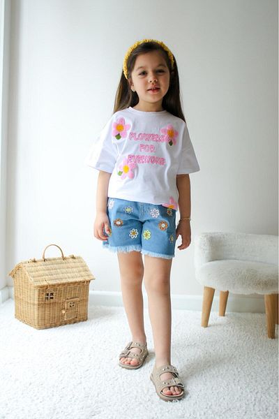 bakk baby Girl's shorts suit