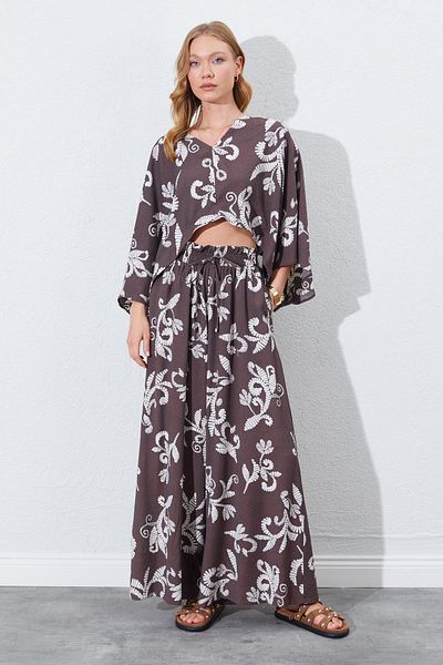 TENA Women's Brown Loose Blouse and Palazzo Pants Patterned Suit