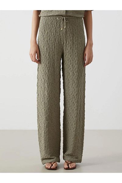 LC Waikiki Pantaloni pentru femei LCW Vision cu talie elastică texturată (S5)