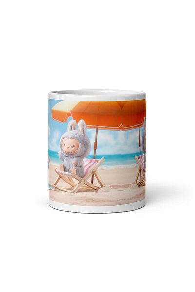 Intisimo Ceramic Mug, LABUBU, Puffs at the Beach, 330ml