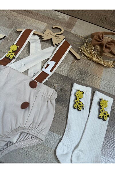 Feriatolye Safari Concept with Giraffe Figure 1 Year Birthday