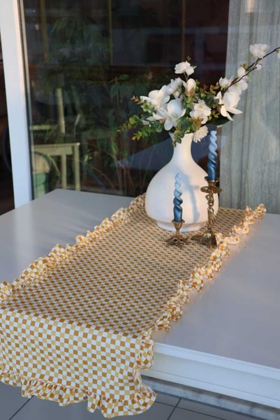vintagetasarım runner cu volane șah cu model galben din in 40x130cm