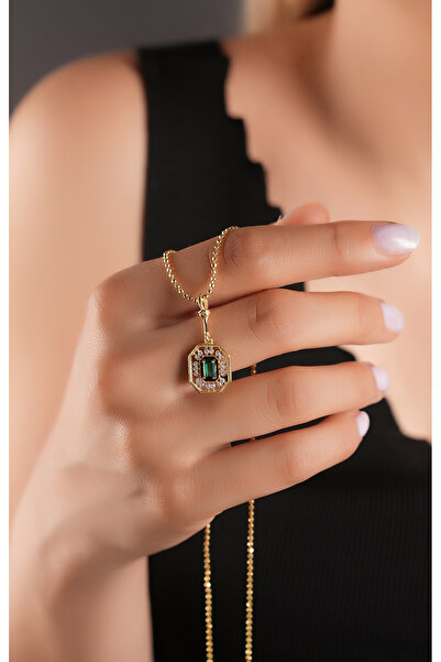 SUNSHINE 925 Ayar Gümüş, Gold Kaplamalı Zümrüt Taşlı Top Zincirli Serenay Kolyesi