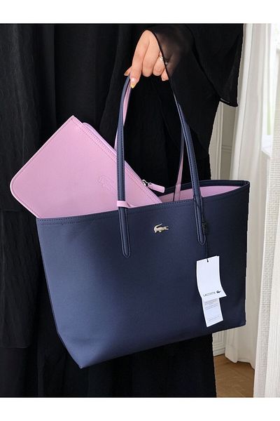 Lacoste Beautiful and cute Lacoste bag, large size, first class master