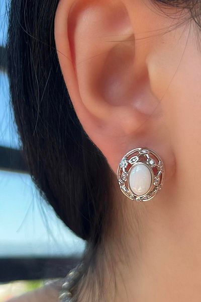 TAKIŞTIR Silver Color Stone Detailed Steel Xuping Earrings (Pair)