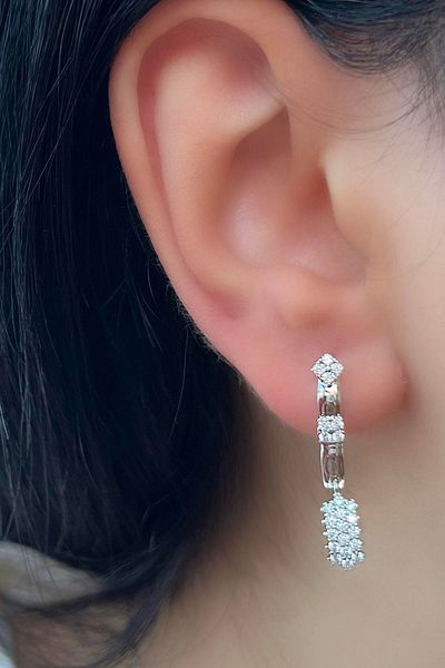 TAKIŞTIR Silver Color Stone Detailed Steel Xuping Earrings (Pair)
