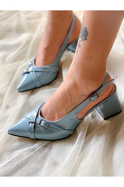 BERFONA Own Blue Patent Leather Buckle 5 cm Heeled Sandals
