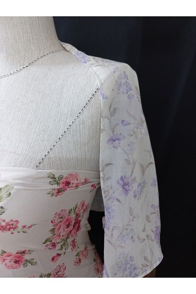 es moda shop Ariane Pattern Chiffon Short Sleeve Shawl Off White- Lilac