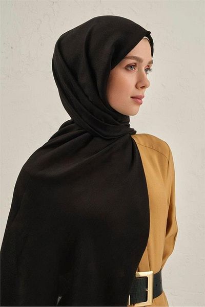 Armine Woolair Shawl 1 01
