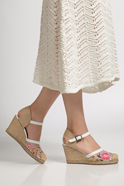 can feta yeni sezon ithal malzeme çiçek motifli fileli hasır detaylı terleme yapmaz dolgu topuklu ayakkabı